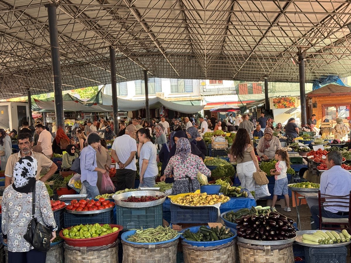 Bartın\'da Galla Pazarı Hareketli Günler Yaşıyor