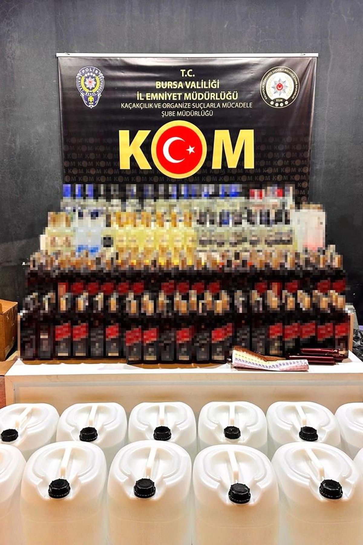 Bursa\'da Sahte İçki Operasyonu