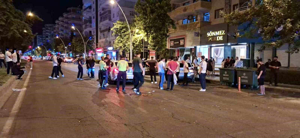 Diyarbakır\'da Trafik Kazası: 5 Yaralı