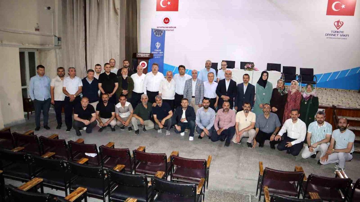 Afyonkarahisar\'da Din Görevlileri Yarıştı