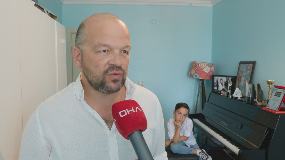 7 Yaşındaki Özgür Deniz Akbay\'dan Müzik Başarısı