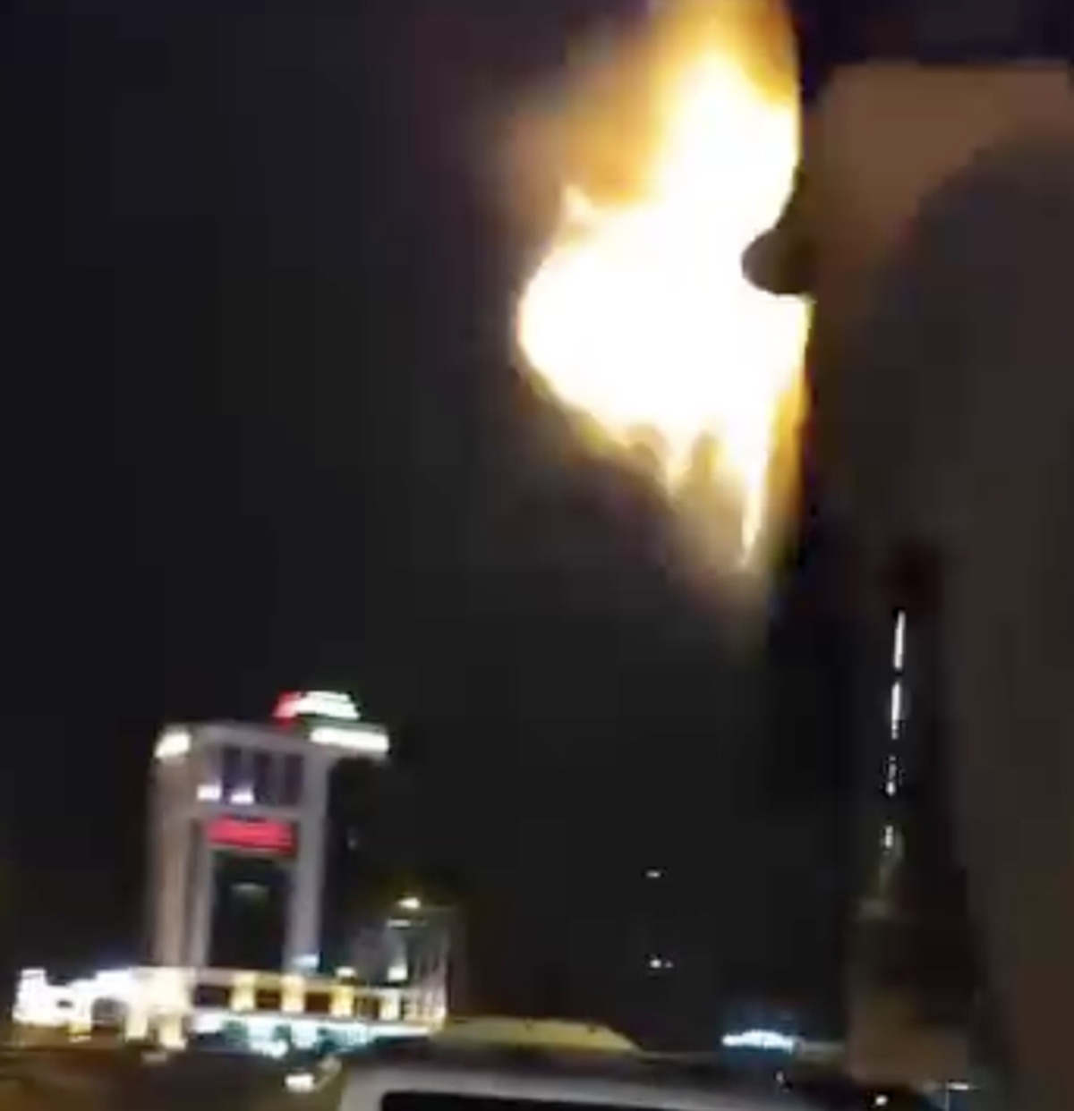 Diyarbakır\'da Hastaneye Silahlı Saldırı