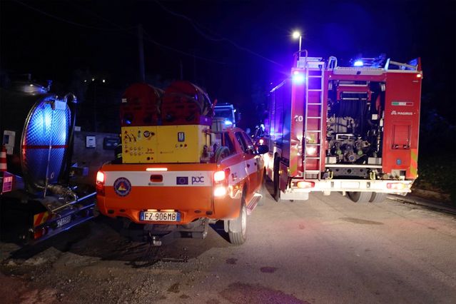 Sicilya’da Yangınlara Müdahale