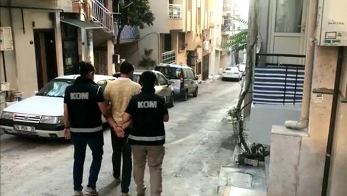 İzmir\'de Sigorta Dolandırıcılığı Operasyonu
