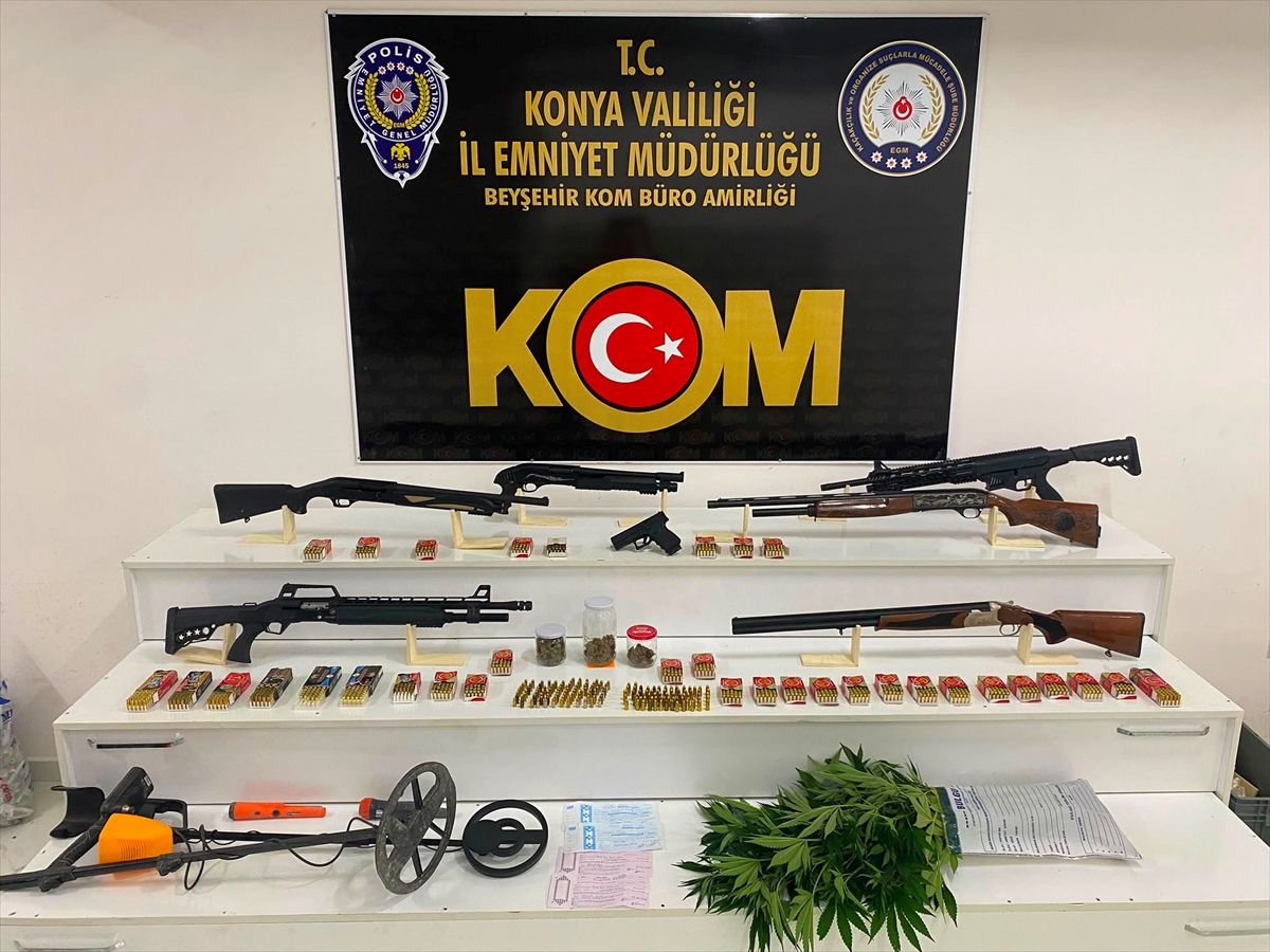 Beyşehir\'de Tefecilik Operasyonu: 4 Gözaltı