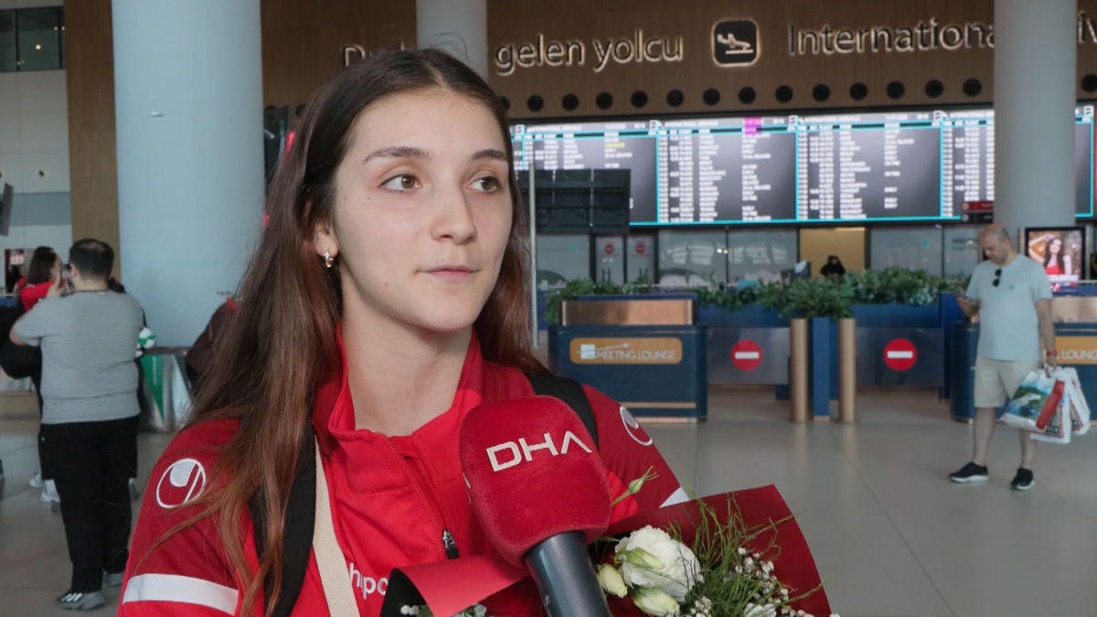 Okyanus Koleji Kız Voleybol Takımı Dünya İkincisi