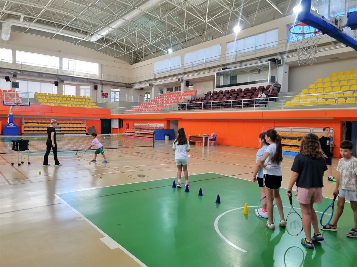 NKÜ\'de Ücretsiz Yaz Spor Kursları Başladı