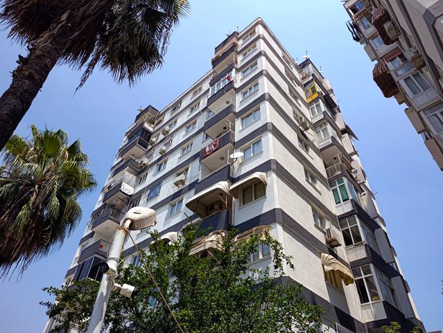 Adana’da vahşet: Dini nikahlı eşi çekiçle dövüp boğazını kesti