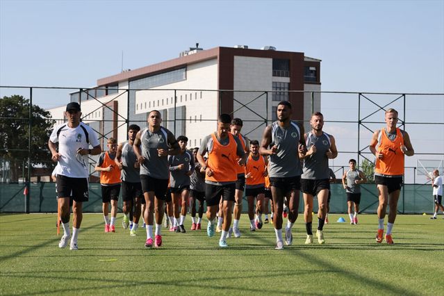 Alanyaspor, Burdur’da Kamp Yapıyor