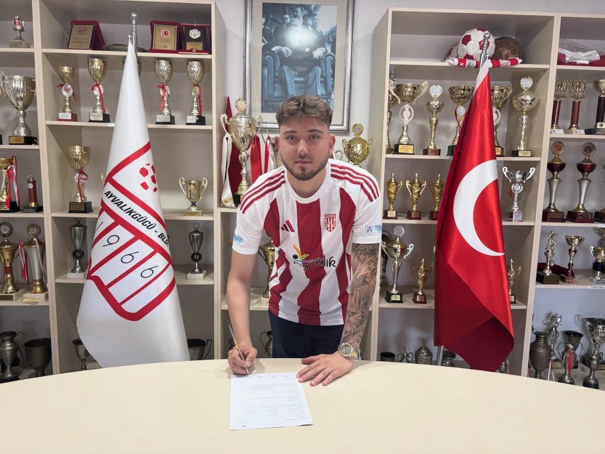 Ayvalıkgücü Belediyespor, Alihan Gümüş\'ü Transfer Etti