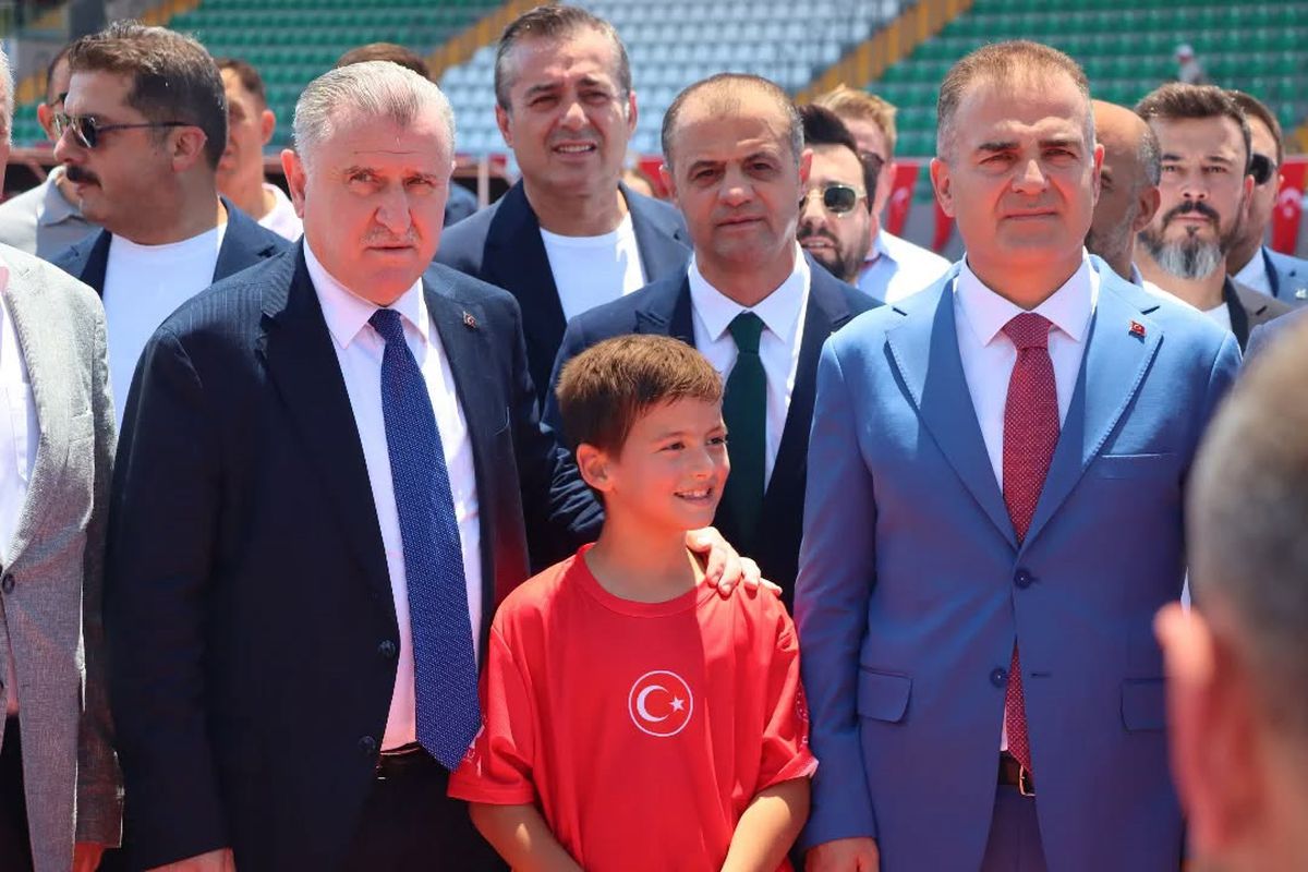 Bakan Bak’tan Muğlaspor’a stadyum müjdesi