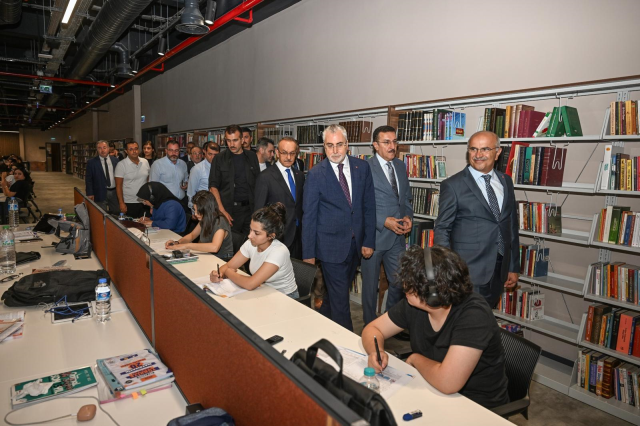 Bakan Işıkhan'dan Malatya Büyükşehir Belediyesi'ne ziyaret