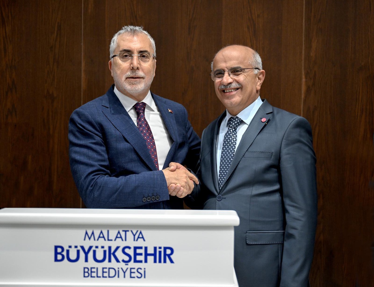 Bakan Işıkhan\'dan Malatya Büyükşehir Belediyesi\'ne ziyaret