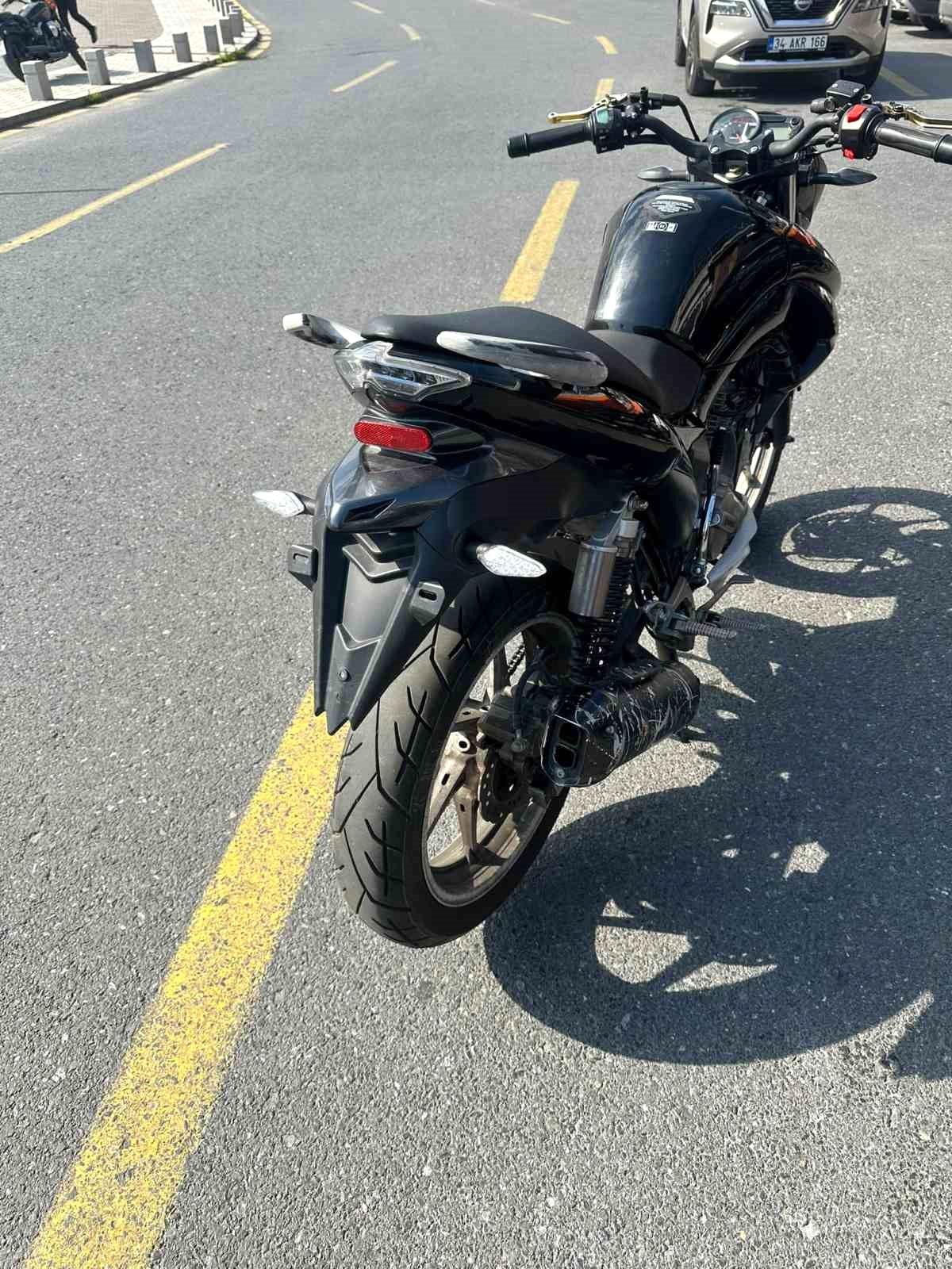 Başakşehir\'de Plakasız Motosiklete 131 Bin Ceza