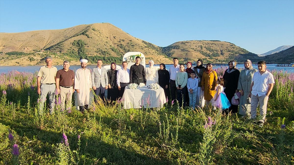 Çelikhan\'da Yüzen Adalarda İlk Nikah