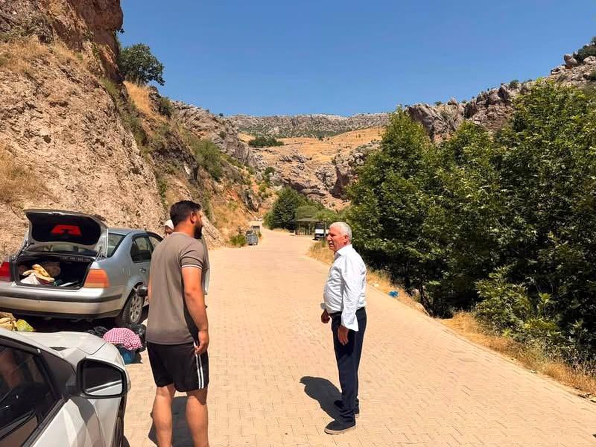 Çermik Belediye Başkanı Karamehmetoğlu, turistlerle bir araya geldi