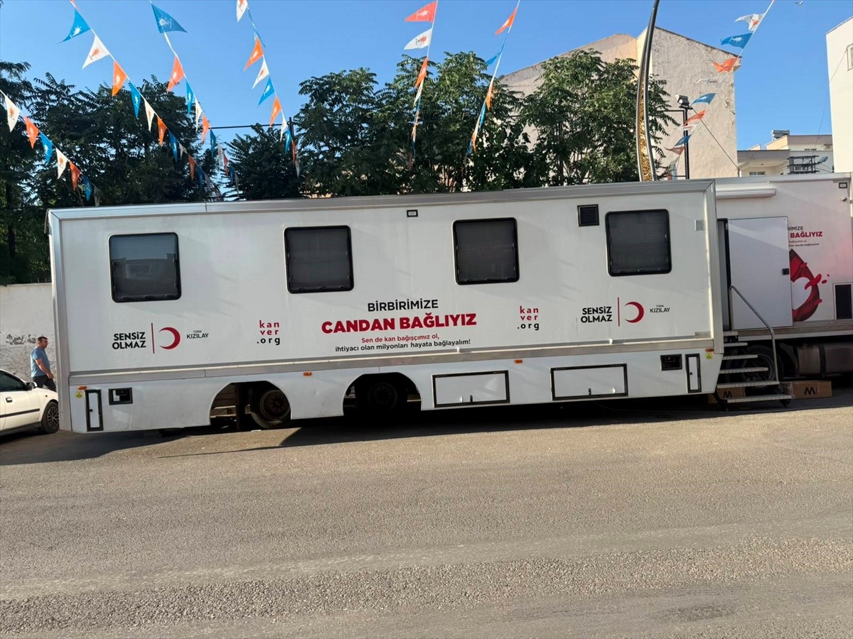 Diyarbakır\'da Kızılay\'dan kan bağışı kampanyası