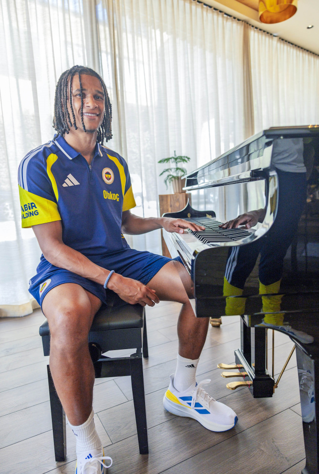 Ederson'un söylediği şey Nathan Ake'yi saniyeler içerisinde ikna etmiş