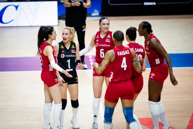  <a class='keyword-sd' href='/filenin-sultanlari/' title='Filenin Sultanları'>Filenin Sultanları</a>'nın VNL çeyrek finalindeki rakibi belli oldu