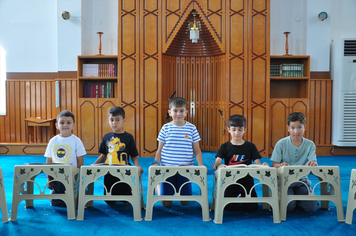Gümüşhacıköy\'de Yaz Kur\'an Kursları Başladı