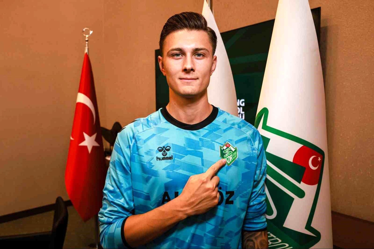 Iğdır FK, kaleci Eren Karataş\'ı kadrosuna kattı