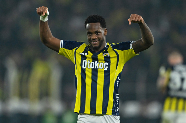 Jhon Duran derken... Galatasaray sağ gösterip sol vuruyor