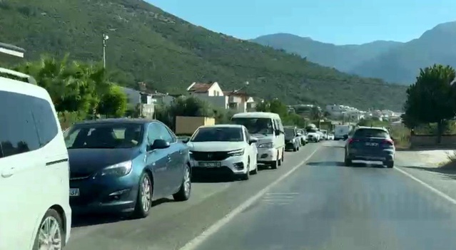 Kuşadası’nda Trafik Çilesi
