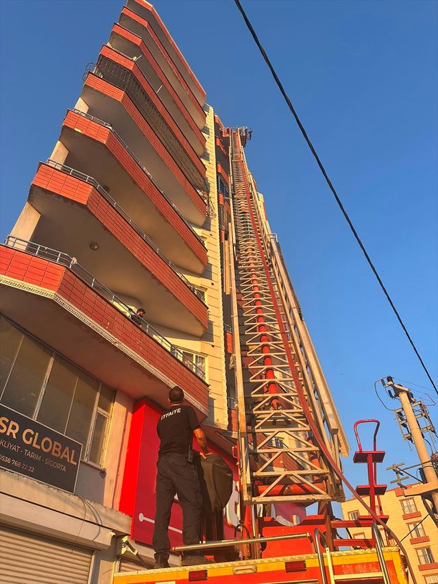 Kızıltepe’de Apartman Yangını