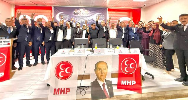 MHP Güçlükonak’ta Nedim Aktuğ Yeniden Başkan