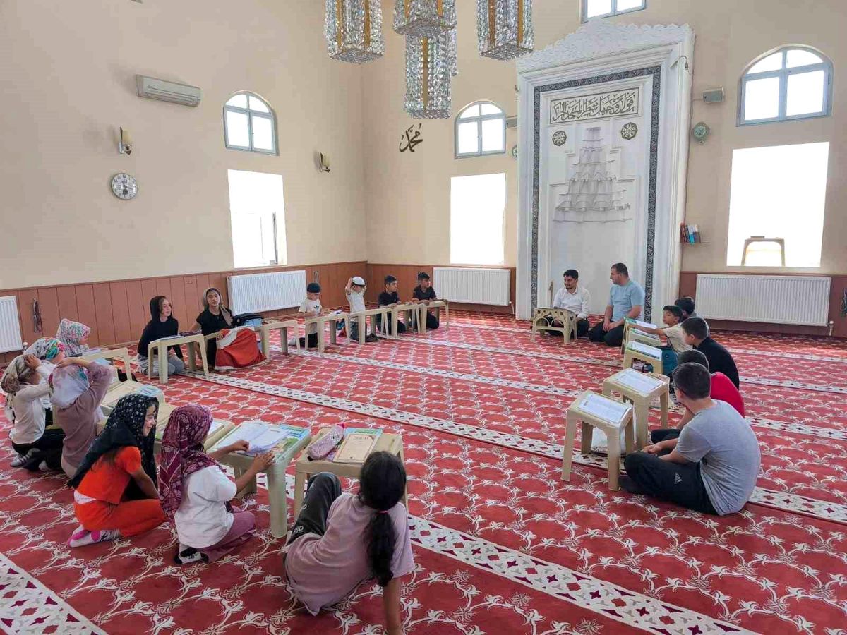 Sivrihisar\'da Yaz Kur\'an Kursları Başladı