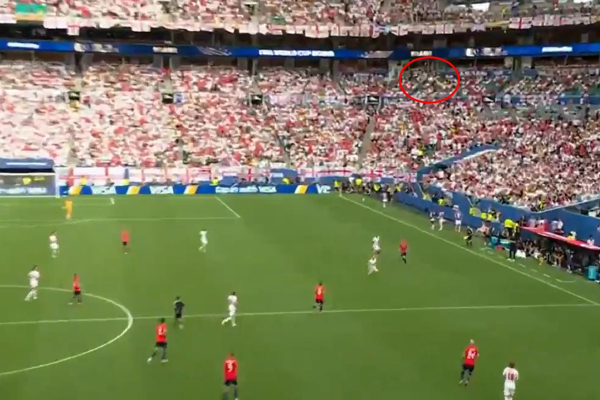Tarihi maçta büyük skandal iddiası! FIFA\'dan jet açıklama geldi