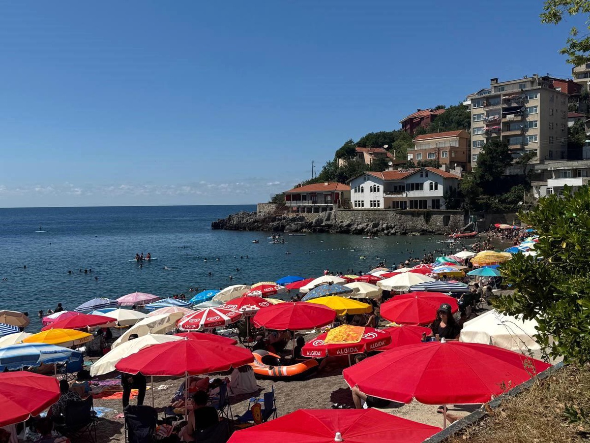 Zonguldak\'ta Kapuz Plajı\'na Yoğun İlgi