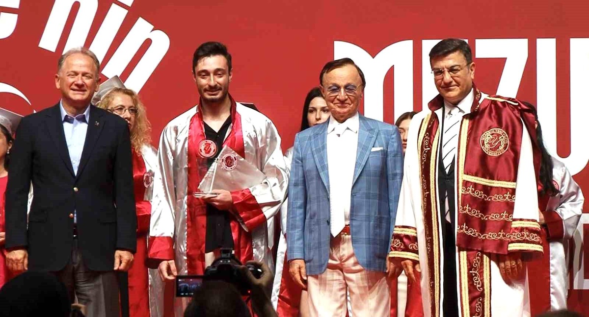 İstanbul Yeni Yüzyıl Üniversitesi Mezuniyet Töreni