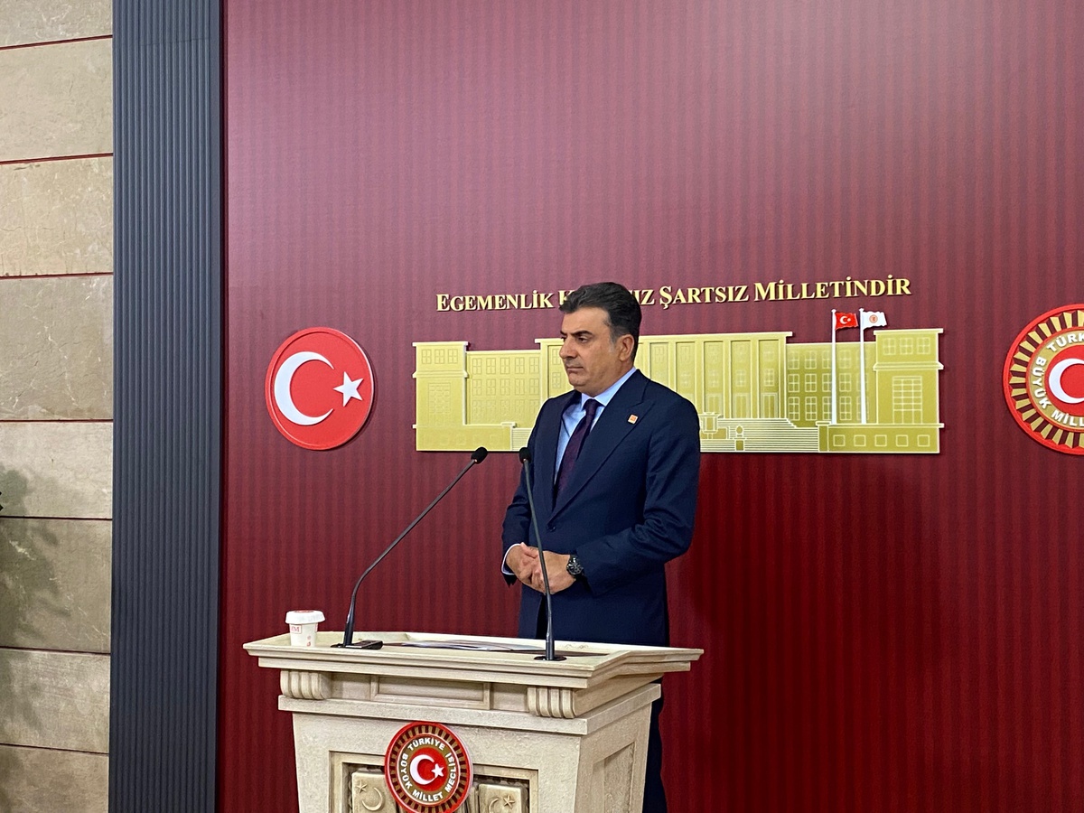 CHP Olağanüstü Kurultay İçin Mahkemeye Başvuracak