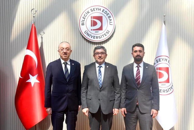 Eczacılardan Üniversite Ziyareti