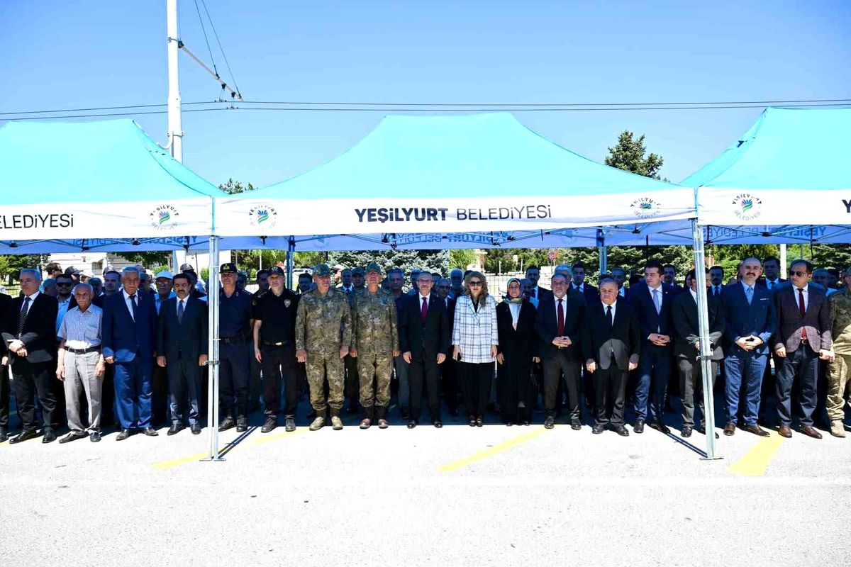 Malatya\'da Emniyet Kafe-Restoran ve 13 Araç Hizmete Açıldı