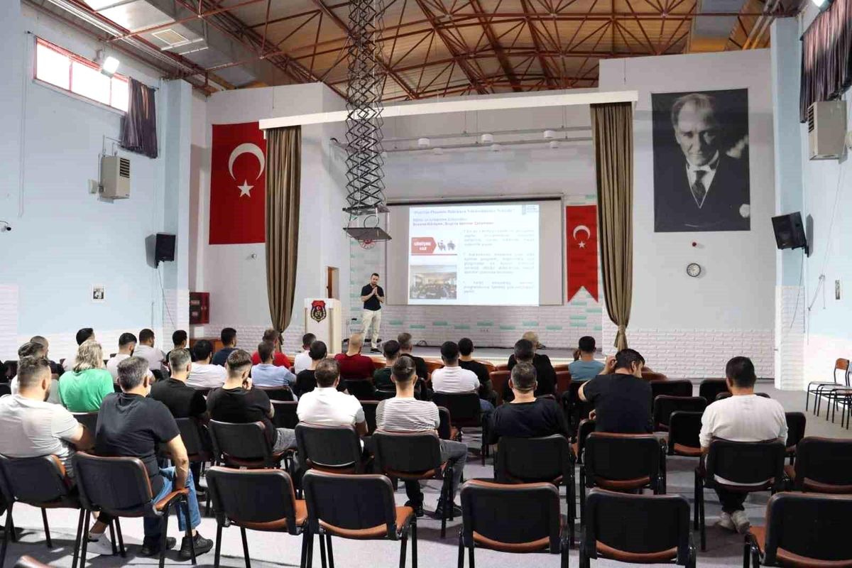 Eskişehir\'de Hükümlülere Seminer Verildi