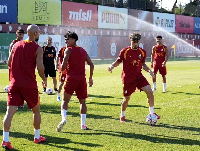 Galatasaray Yeni Sezon Hazırlıklarına Devam Ediyor