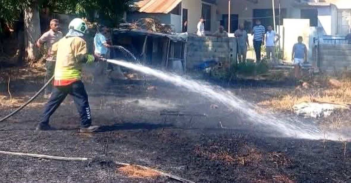 Hassa\'da Bahçede Yangın Kontrol Altında