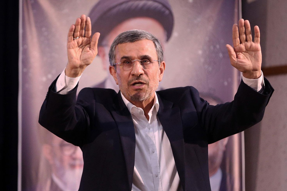 İsrail\'in İran\'ın başına eski Cumhurbaşkanı Ahmedinejad\'ı getirmeye çalıştığı ancak başarısız olduğu öne sürüldü