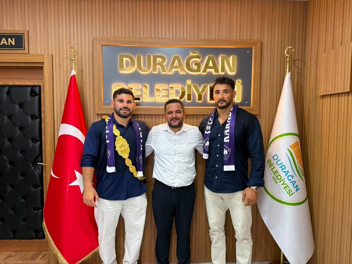 Erkan Taş Durağan\'da Coşkuyla Karşılandı