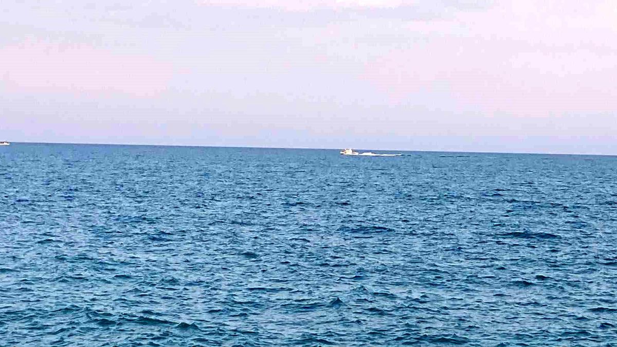 Mersin Kızkalesi\'nde Denizde Kaybolan Şahıs İçin Arama Çalışmaları Devam Ediyor