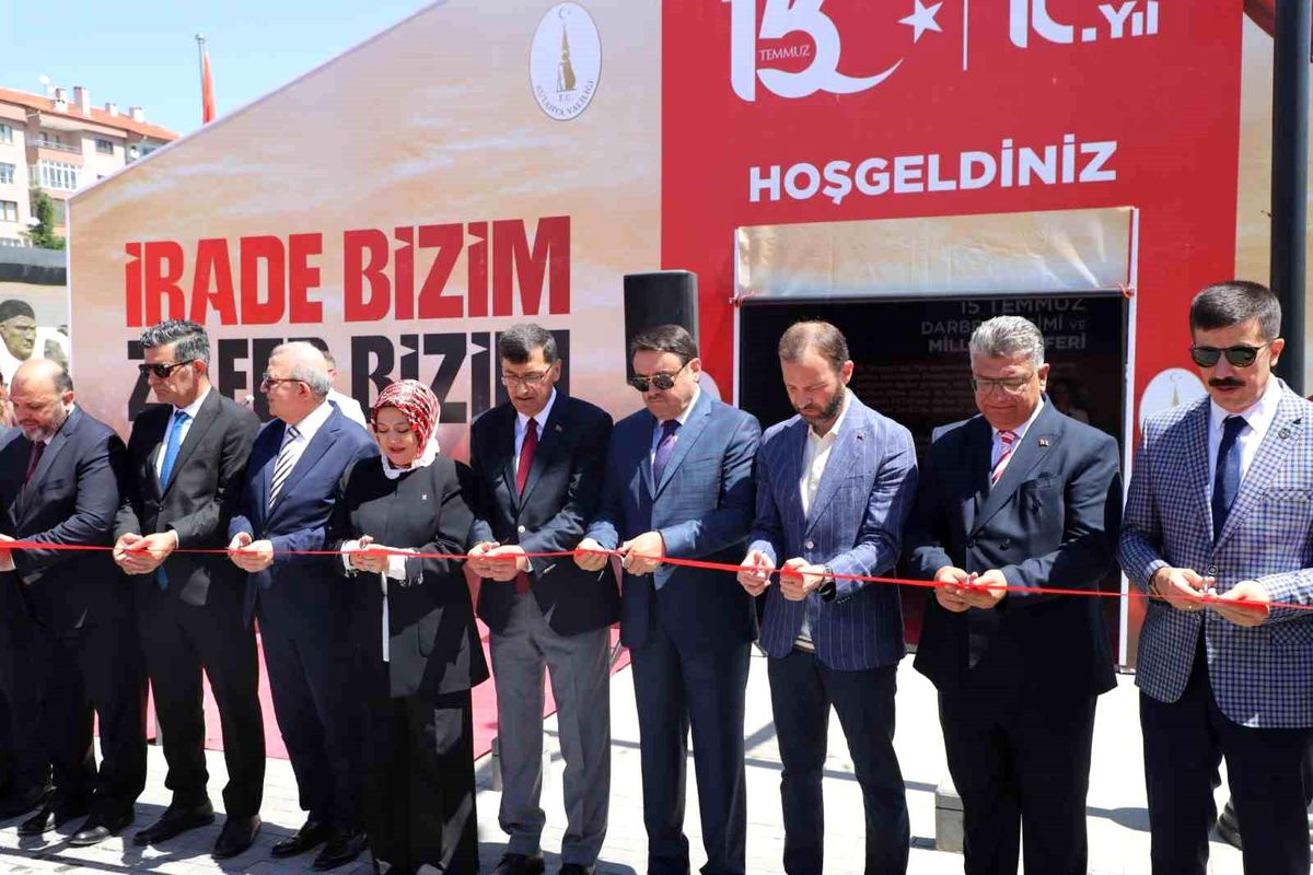 Kütahya\'da 15 Temmuz Anma Çadırı Açıldı
