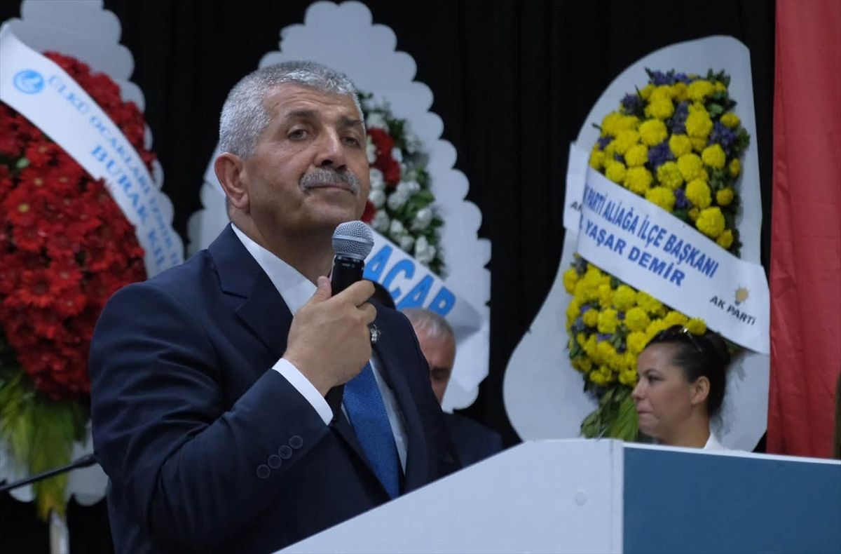 MHP İzmir\'de Kongre Sürecini Tamamladı