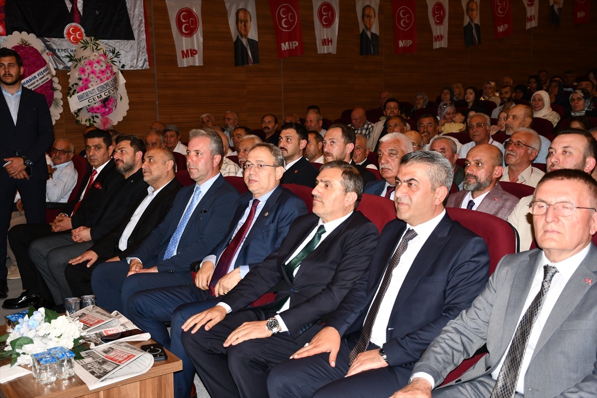 MHP Vezirköprü Kongresi’nde Hasan Doğru Başkan