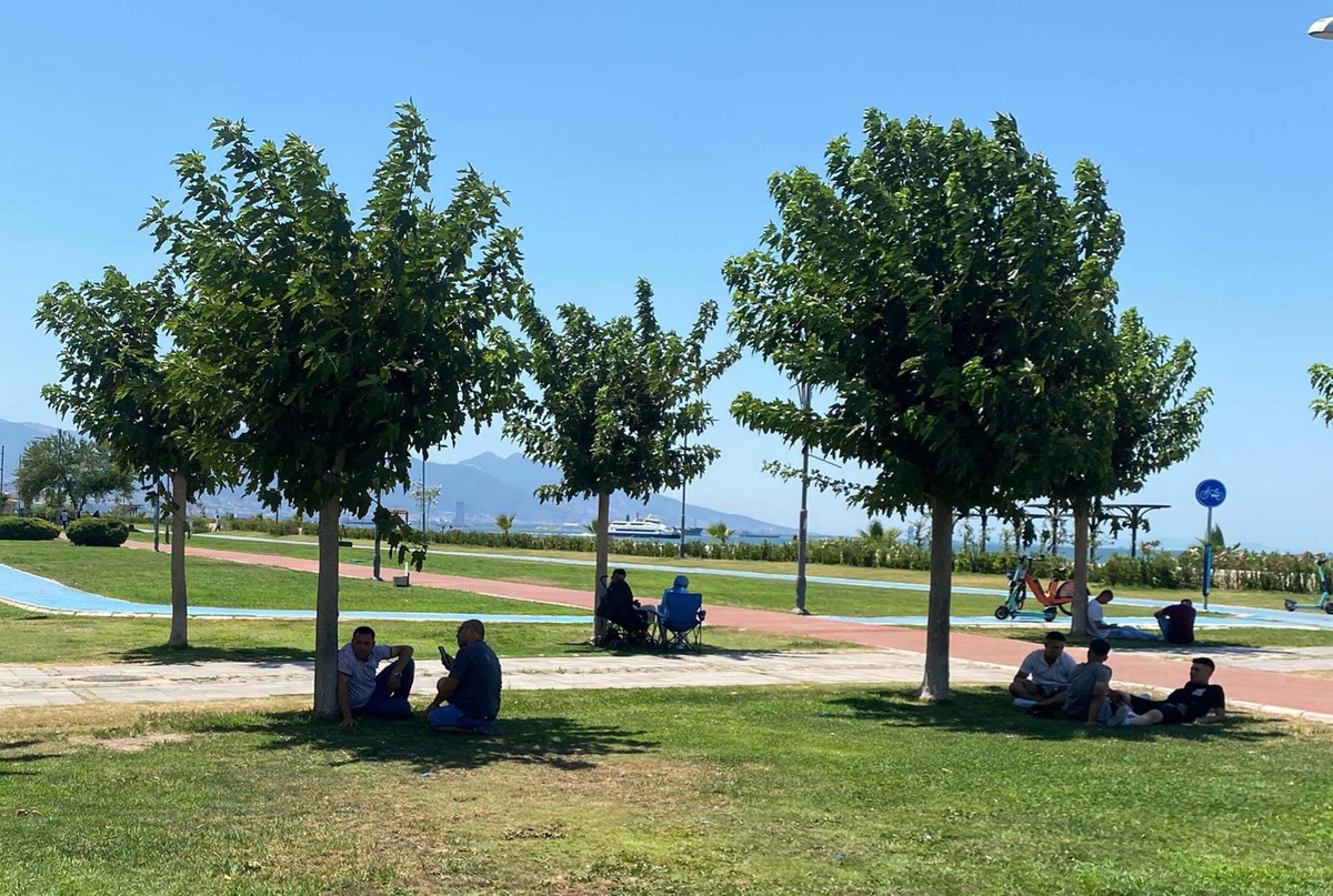 İzmir\'de Bu Yaz Daha Serin Geçecek