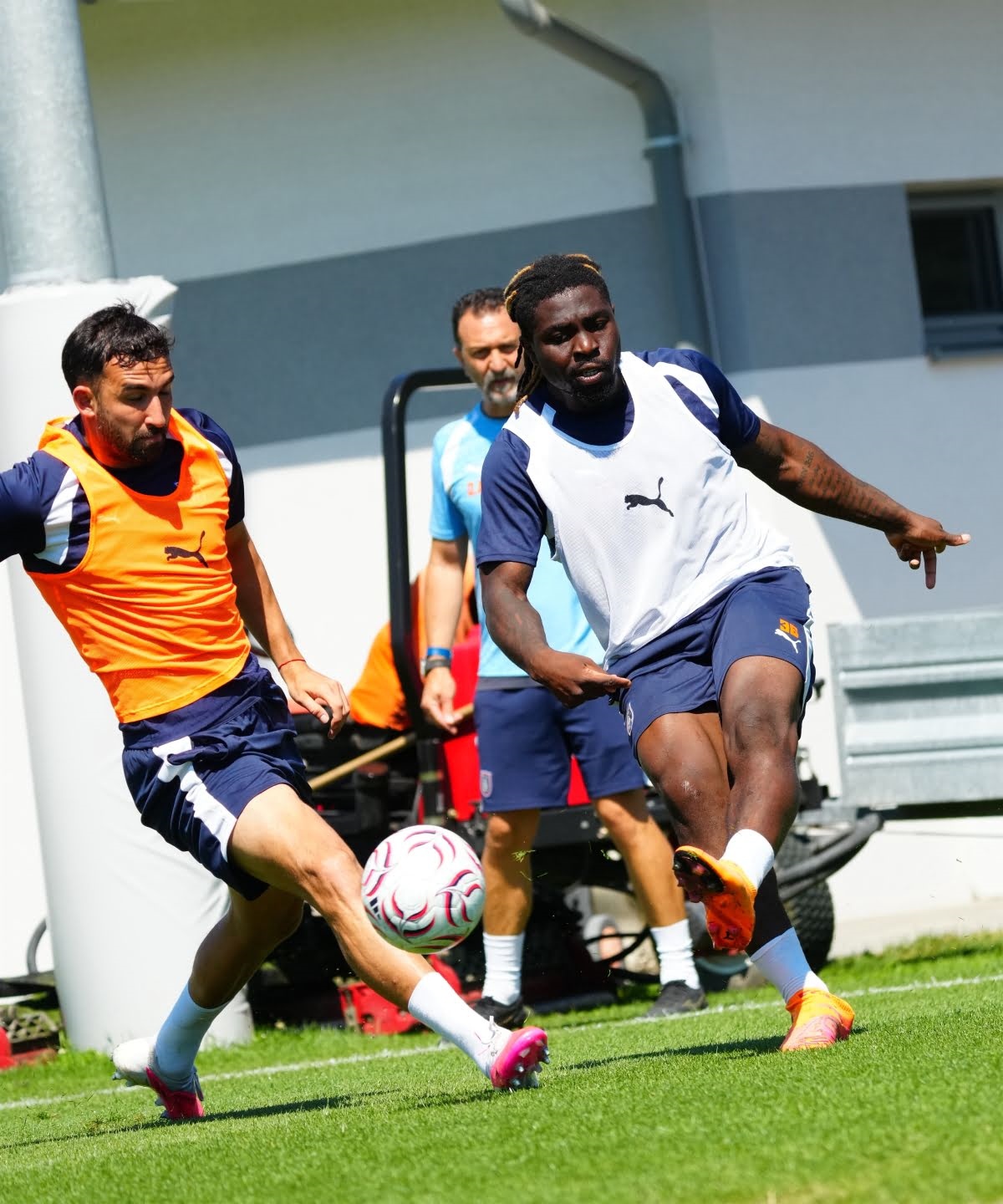 Başakşehir FK, Avusturya\'da Çift Antrenmanla Hazırlık Yapıyor