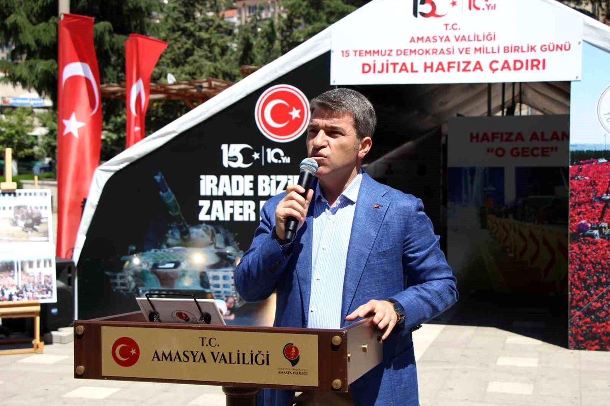 Vali Bakan: 15 Temmuz\'u gençlere doğru anlatmalıyız
