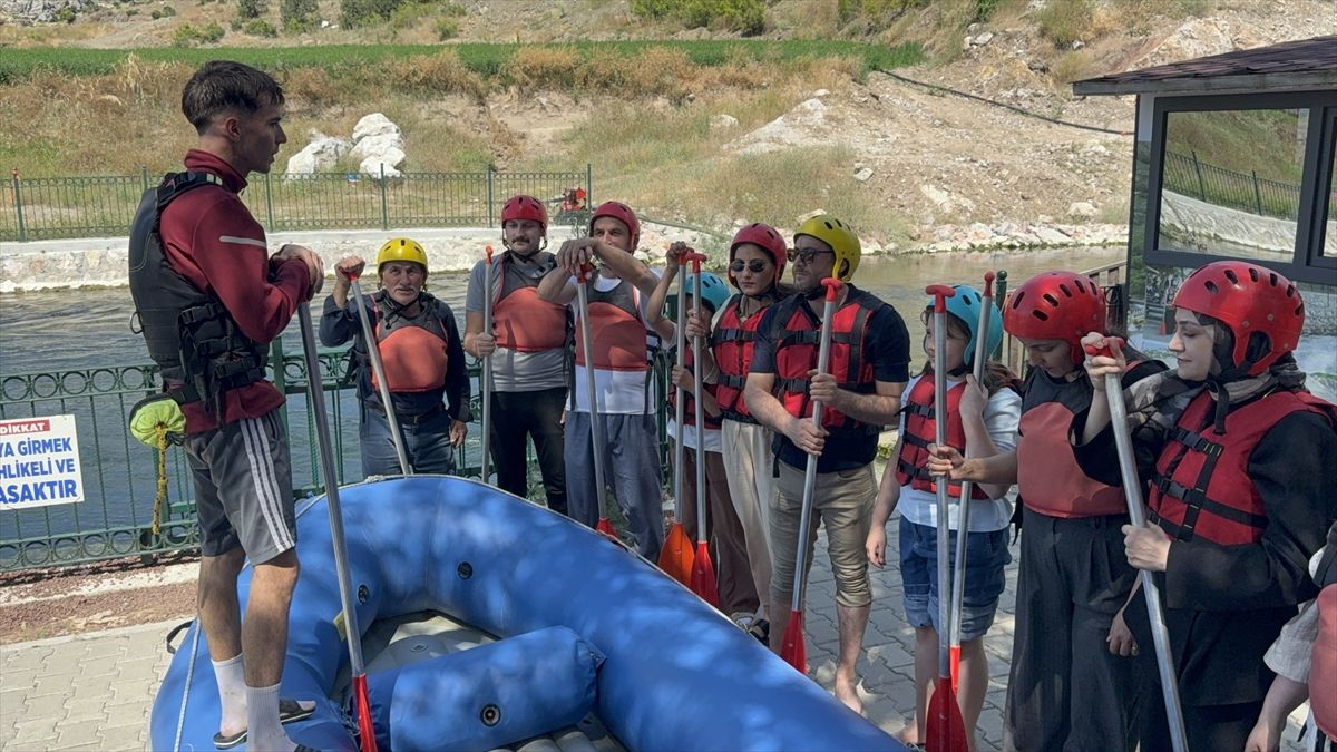 Çekerek Rafting Parkuru Yazın Gözde Mekanı