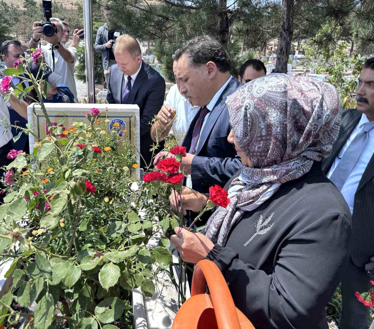 Şehit Kübra Doğanay mezarında anıldı